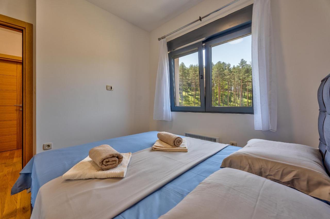 Vila Pekovic Green, Pine Trees View 2 Bedrooms Apartment Zlatibor Eksteriør billede